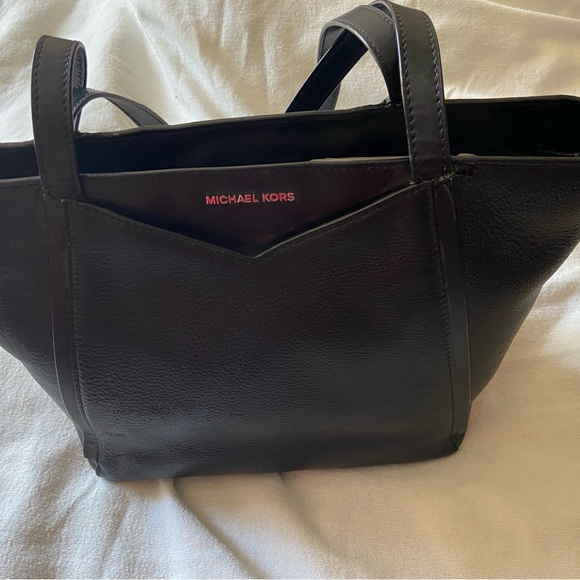 Michael Kors Purse Black - Picture 5 of 9